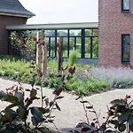 Antonius Hoeve לינה וארוחת בוקר Oudenbosch