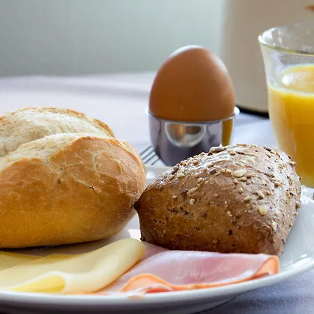 Antonius Hoeve Bed & Breakfast Oudenbosch